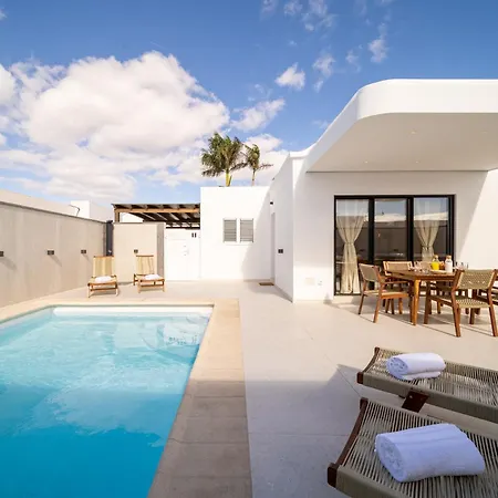 ヴィラ Moon ティアス