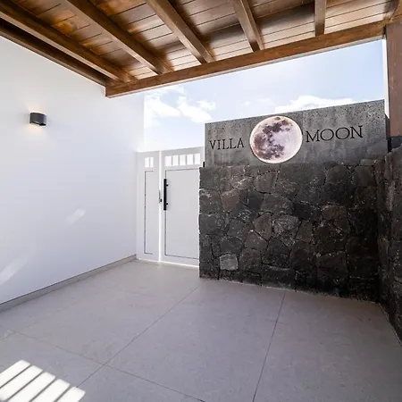 Moon ヴィラ *