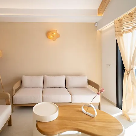 ヴィラ Moon ティアス